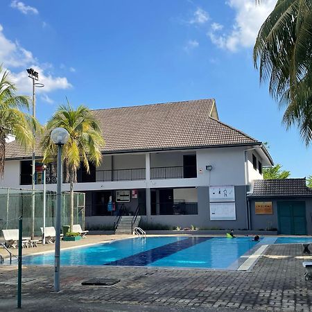 Subang Ville Ehsan Apartment Kampong Baharu Sungai Way Exterior photo